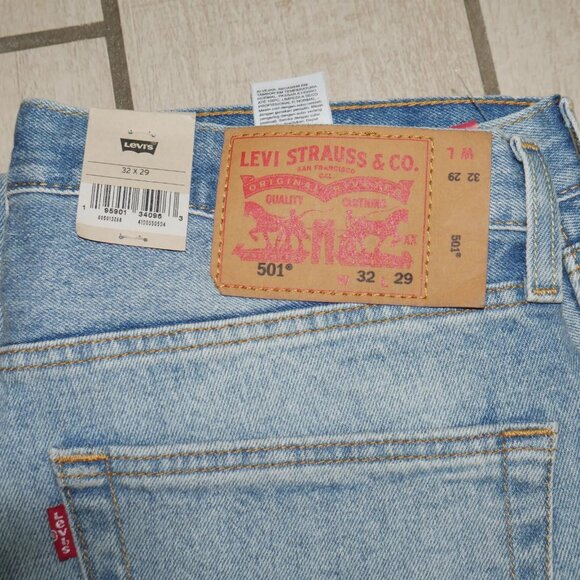 Levi's 501 Original Fit Straight Leg Button Fly Denim Jeans Men's Size 32X29 NEW - Picture 8 of 9